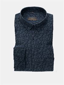 Eterna lækker fløjlsskjorte med mønster i blå. Slim Fit 8280 18 F204